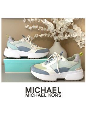 MICHAEL MK Platform Sneaker Pastel Blues and Silver Size 7 EUC